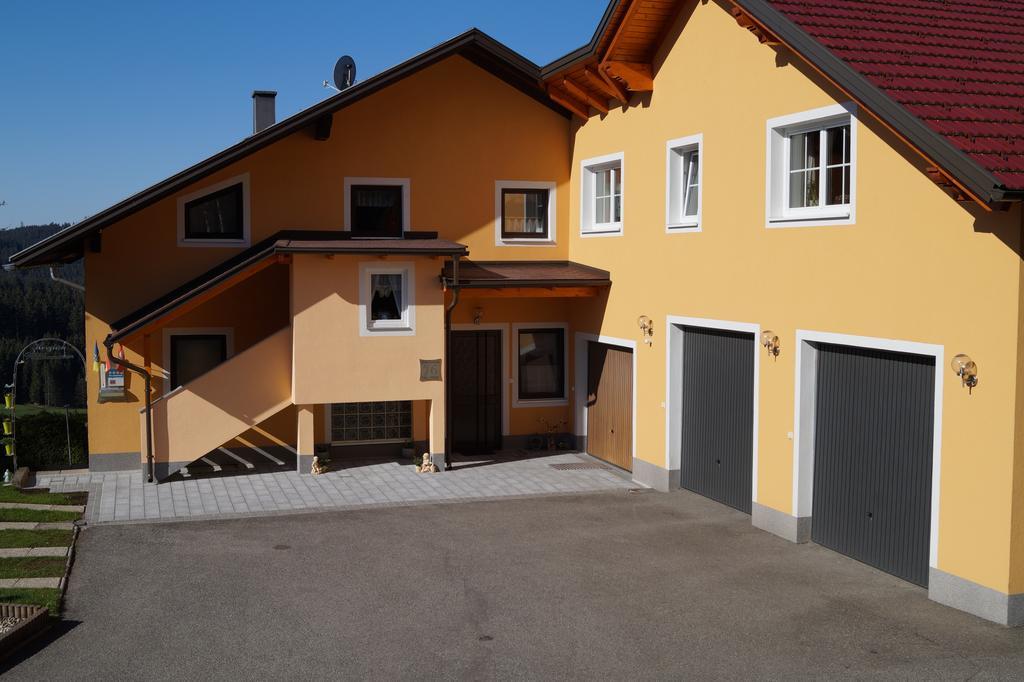 Ferienwohnung Hoebart Dorfstetten Eksteriør billede